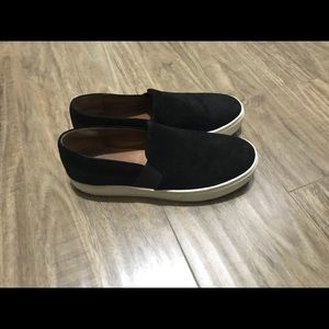 Vince slip on sneakers